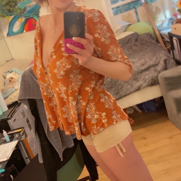 Mika Yoga Wear Pants - Spandex Booty Mika Yoga Shirts with side Crumples